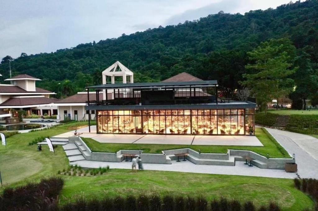 Royal Hills Golf Resort & Spa Nakhon Nayok Eksteriør billede