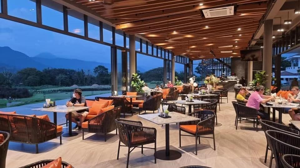 Royal Hills Golf Resort & Spa Nakhon Nayok Eksteriør billede