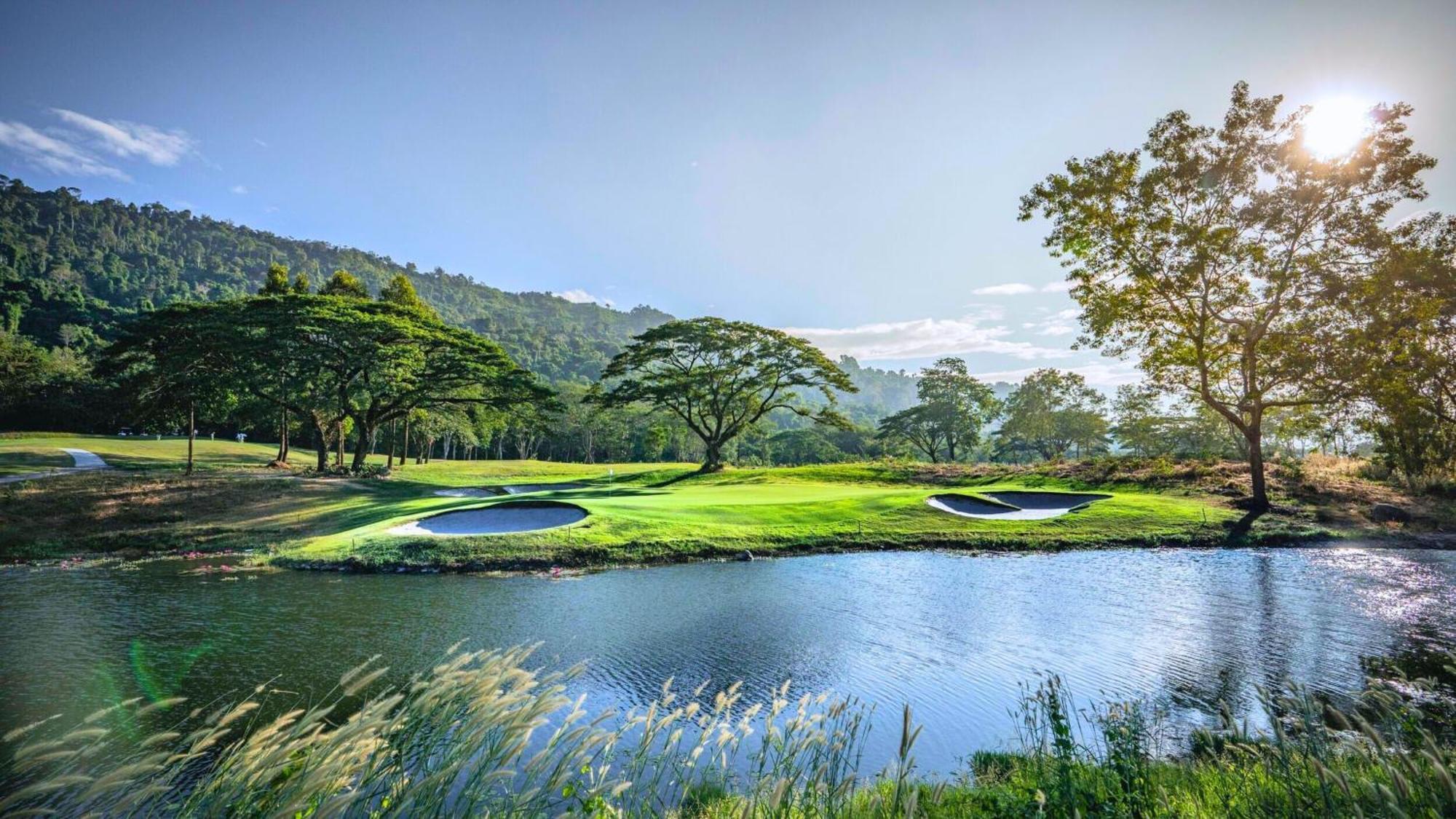 Royal Hills Golf Resort And Spa Nakhon Nayok Eksteriør billede