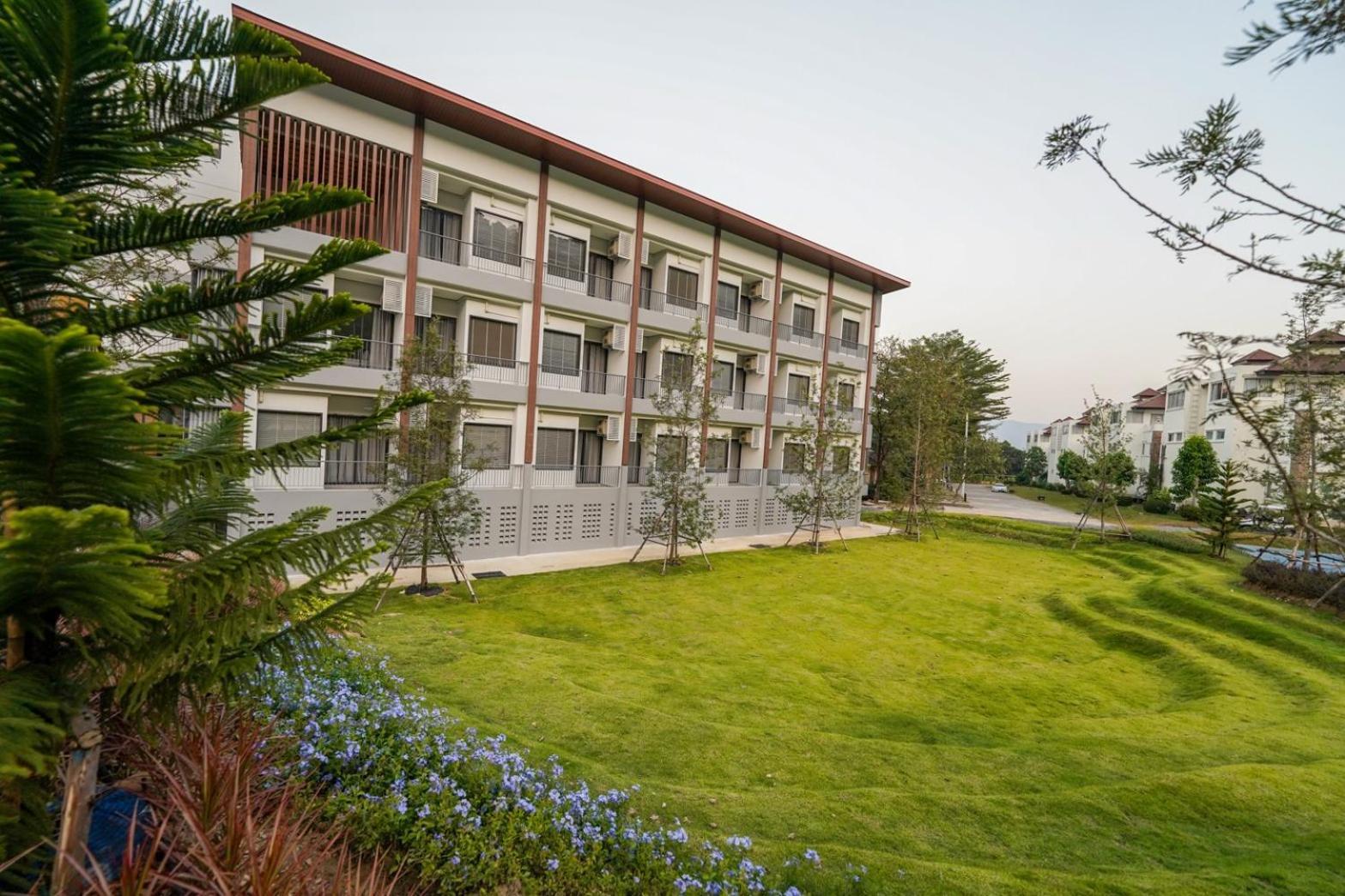 Royal Hills Golf Resort & Spa Nakhon Nayok Eksteriør billede