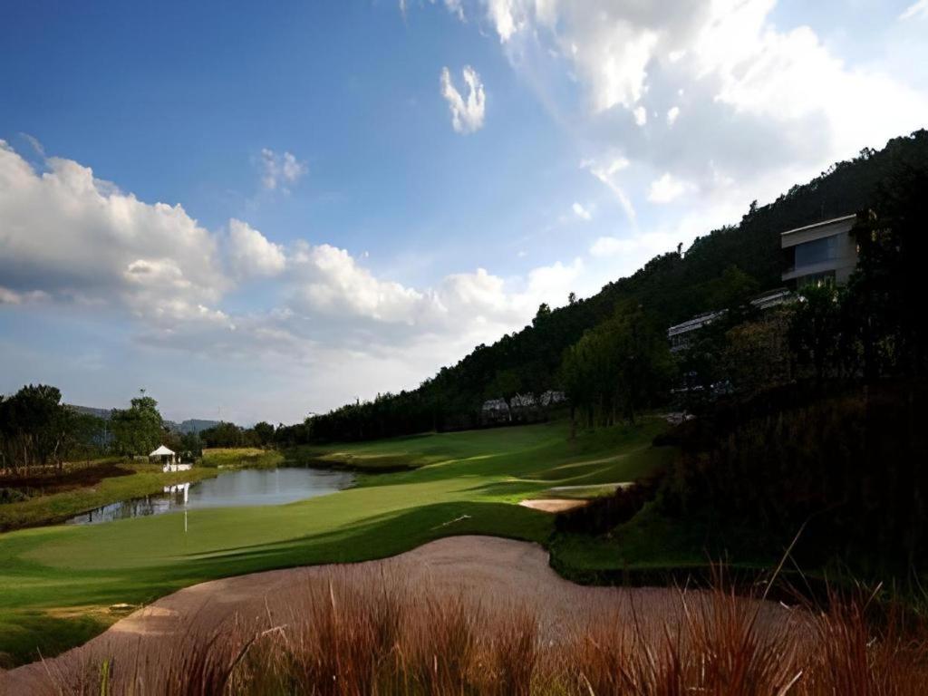 Royal Hills Golf Resort And Spa Nakhon Nayok Eksteriør billede