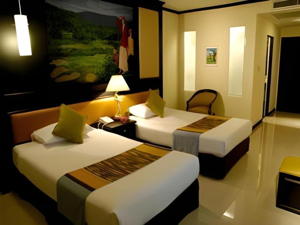 Royal Hills Golf Resort And Spa Nakhon Nayok Eksteriør billede