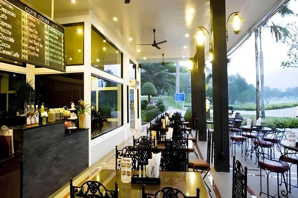 Royal Hills Golf Resort And Spa Nakhon Nayok Eksteriør billede
